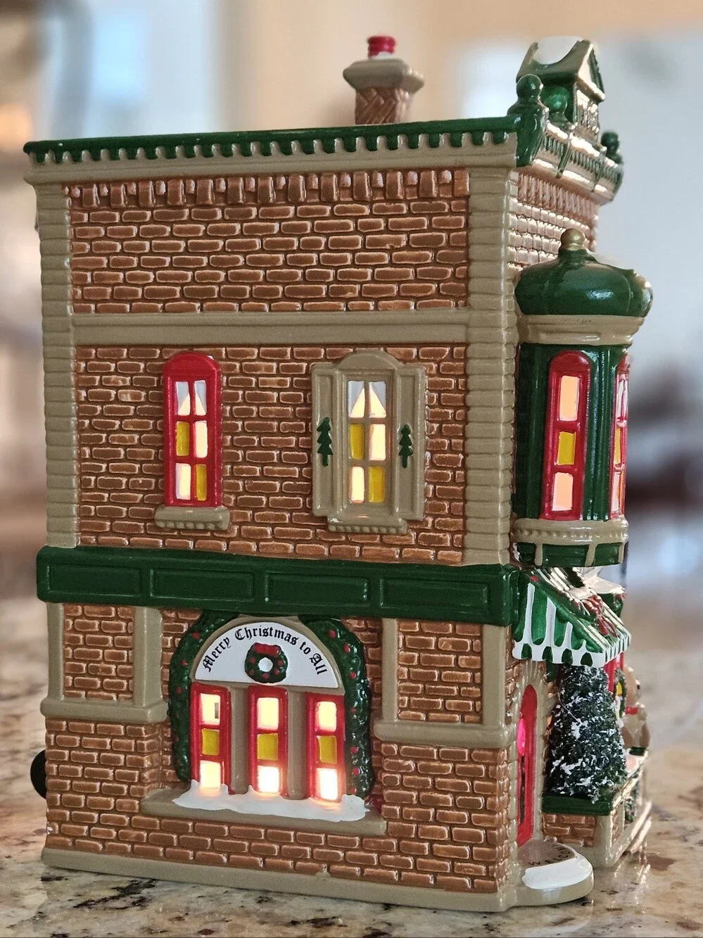 Department 56 The Christmas Shop Original Snow Village Lighted Building 50970